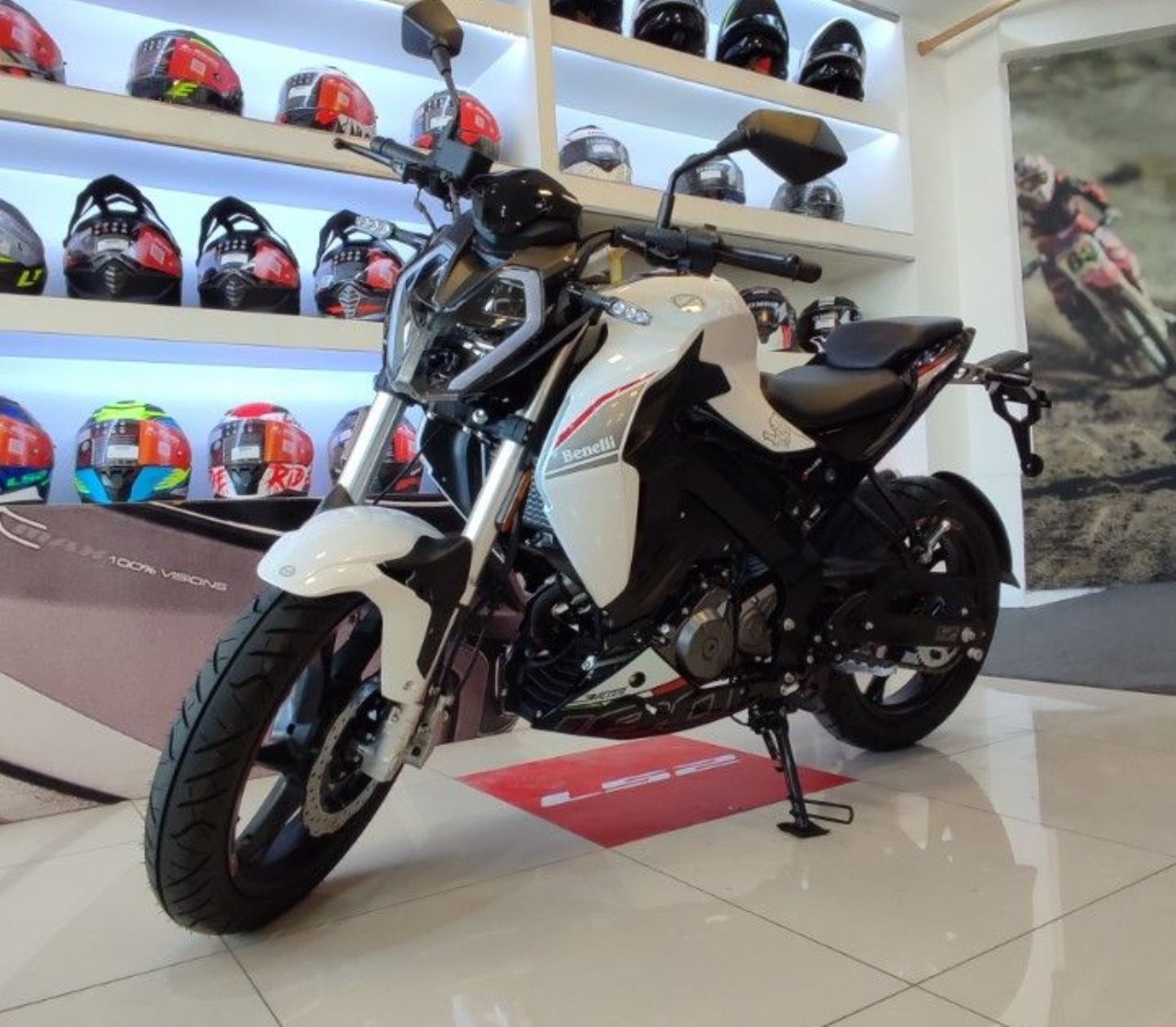 Benelli TNT Nueva Financiado en San Luis, deRuedas