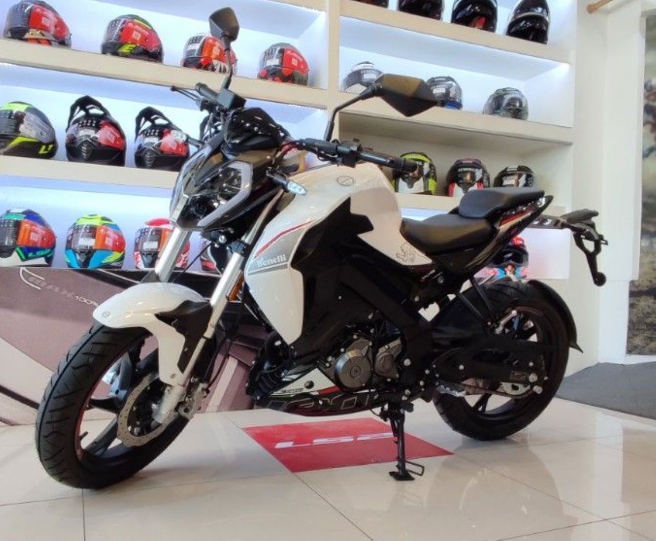 Benelli TNT Nueva Financiado en San Luis, deRuedas