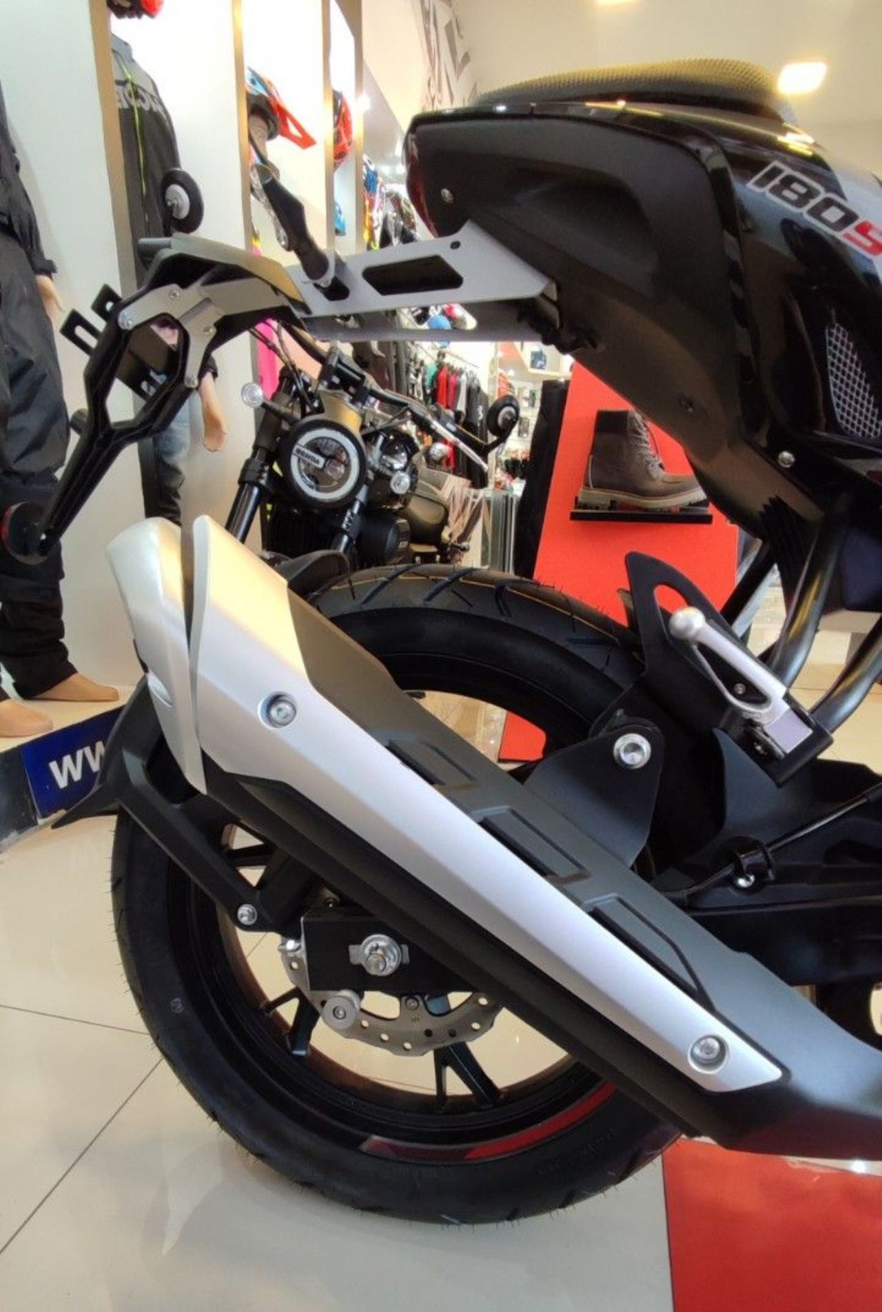 Benelli TNT Nueva Financiado en San Luis, deRuedas