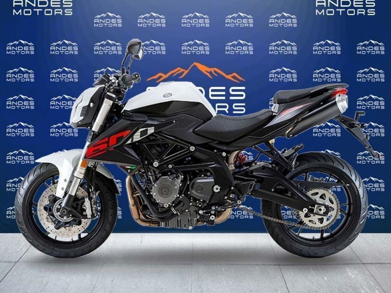 Benelli TNT Nueva Financiado en San Juan, deRuedas