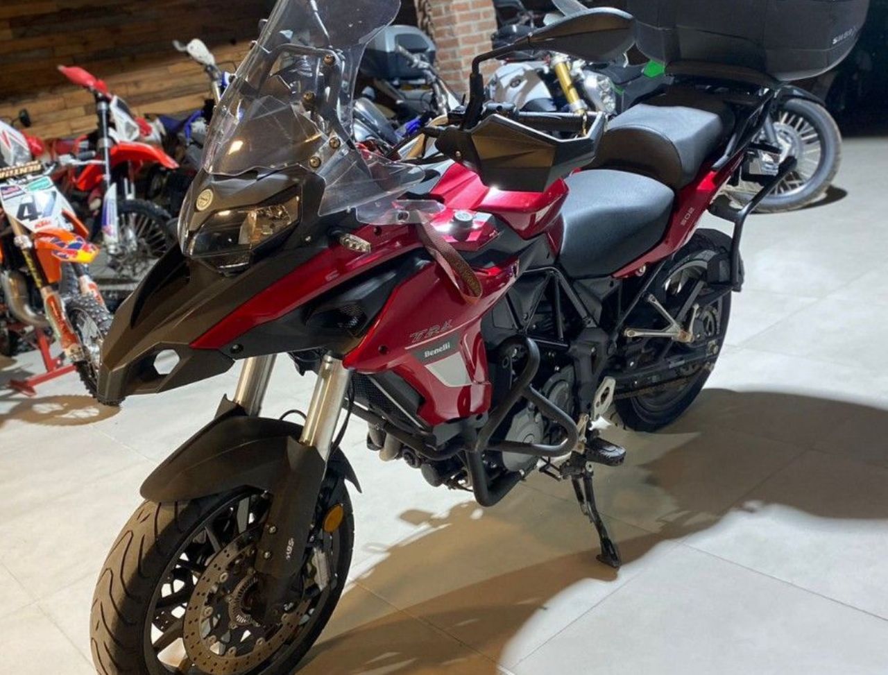 Benelli TRK Usada en San Juan, deRuedas
