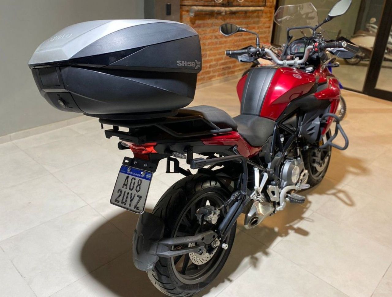 Benelli TRK Usada en San Juan, deRuedas
