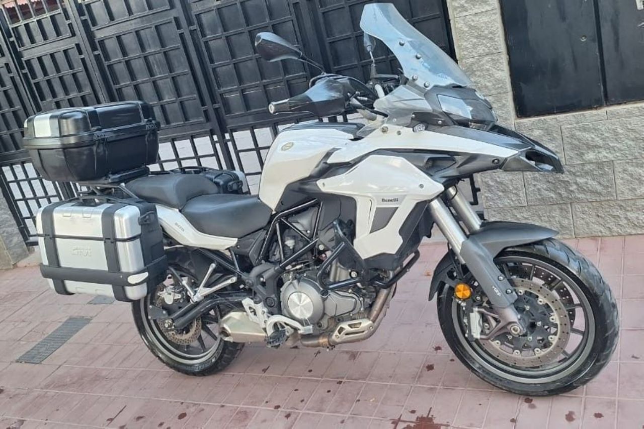 Benelli TRK Usada en Mendoza, deRuedas