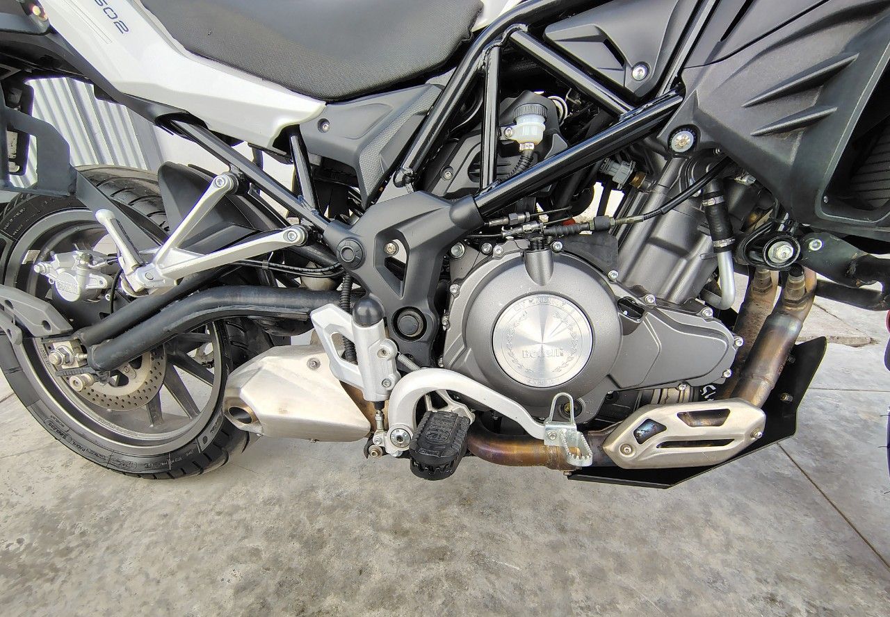 Benelli TRK Usada en San Juan, deRuedas
