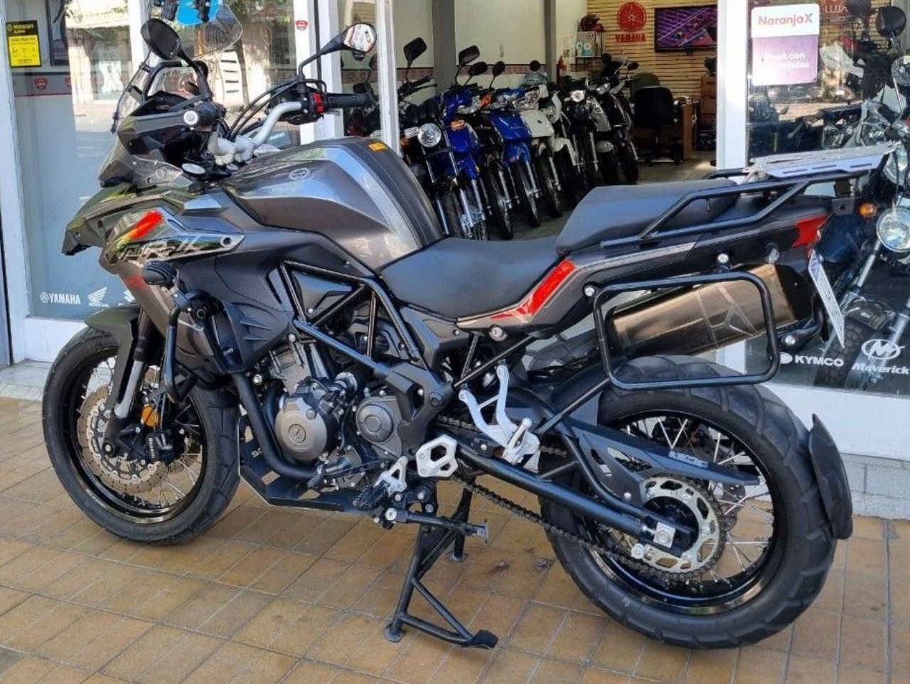 Benelli TRK Usada en Mendoza, deRuedas