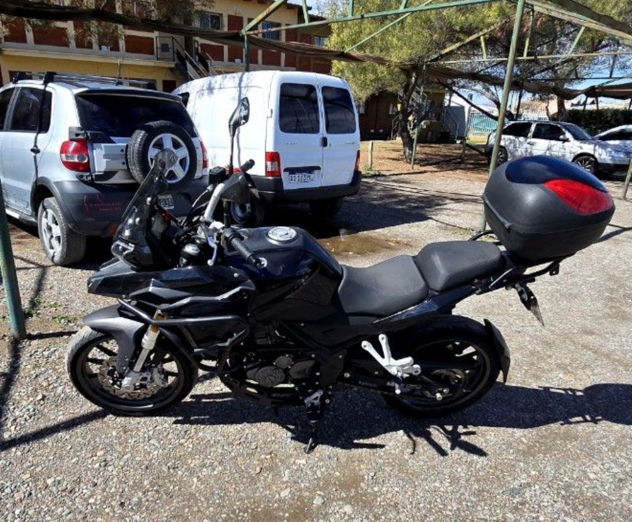 Benelli TRK Usada en Mendoza, deRuedas