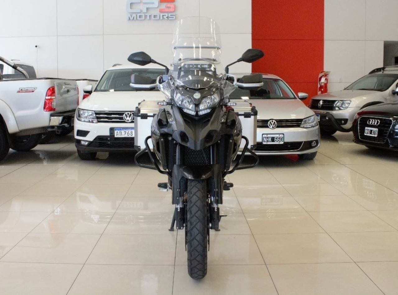 Benelli TRK Usada en Mendoza, deRuedas