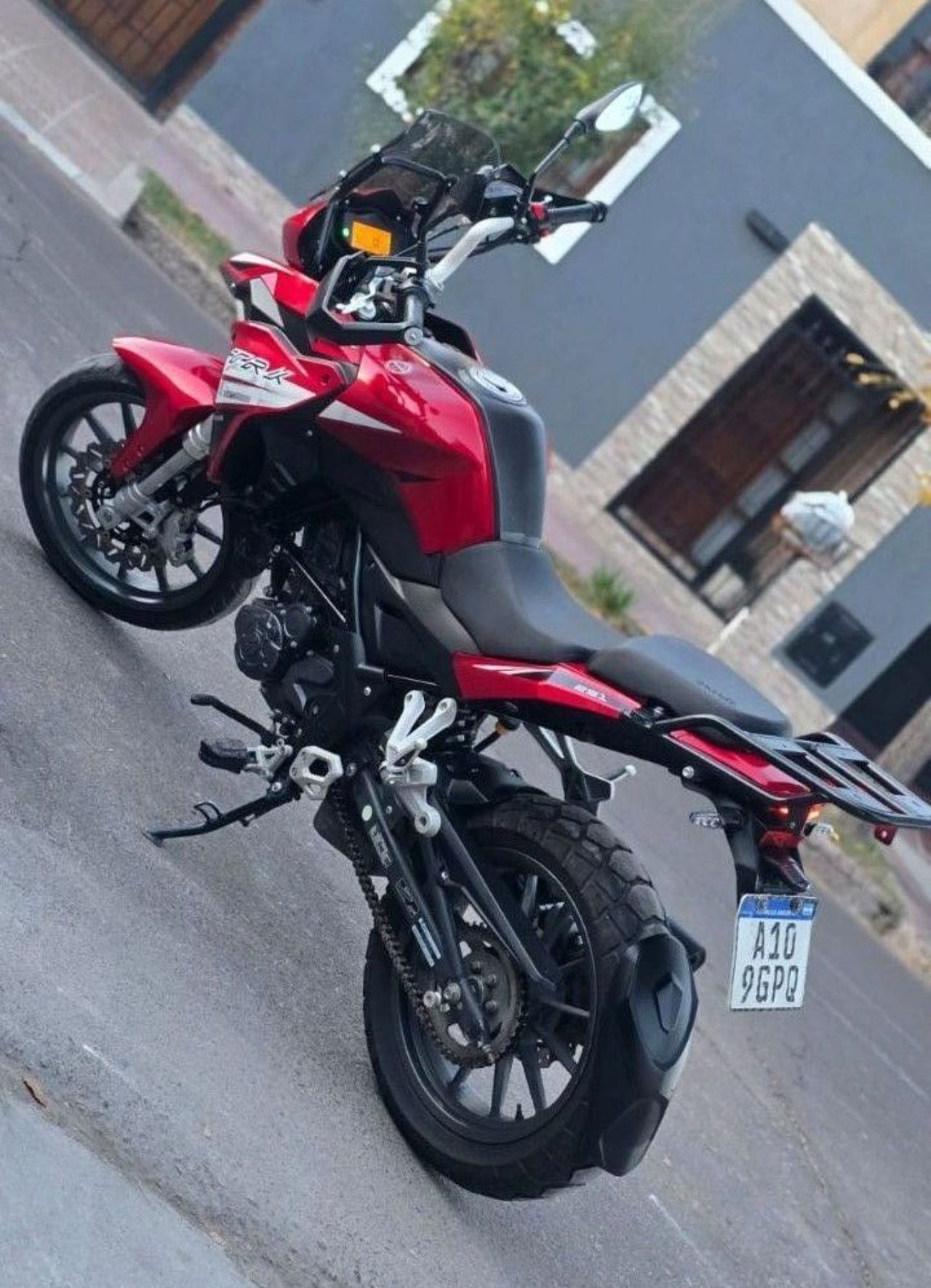 Benelli TRK Usada Financiado en Mendoza, deRuedas