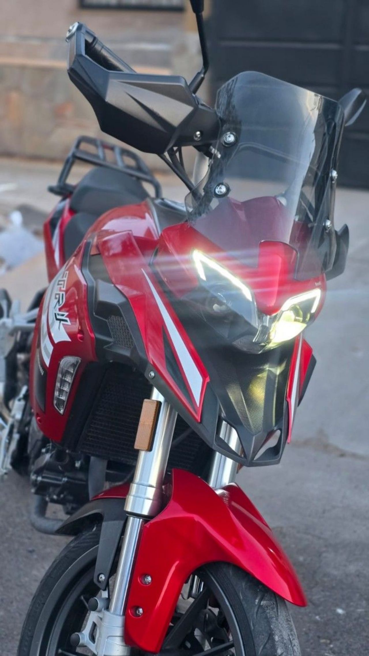 Benelli TRK Usada en Mendoza, deRuedas