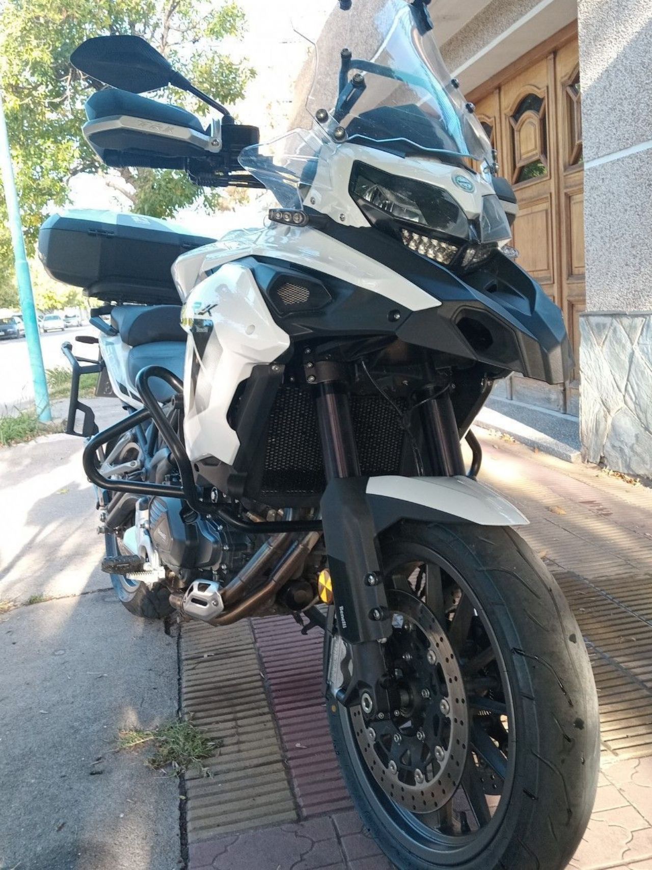 Benelli TRK Usada en San Luis, deRuedas