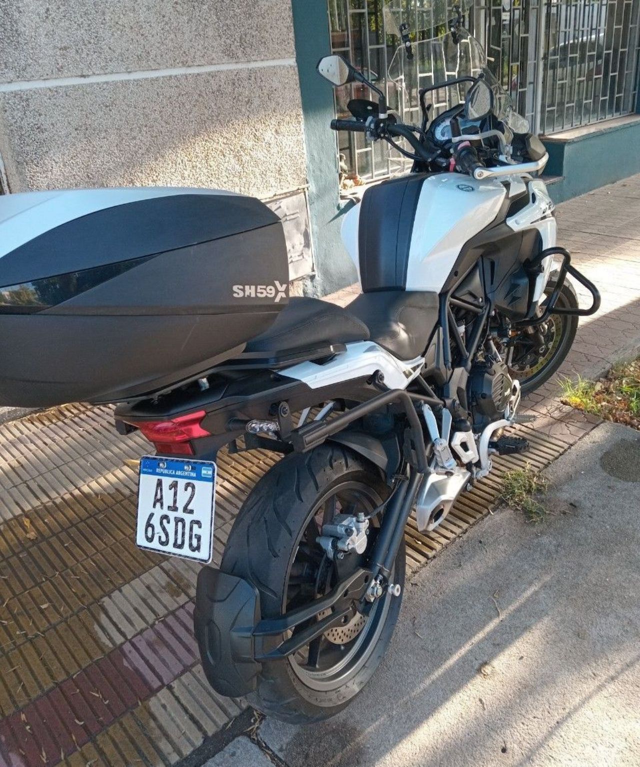 Benelli TRK Usada en San Luis, deRuedas