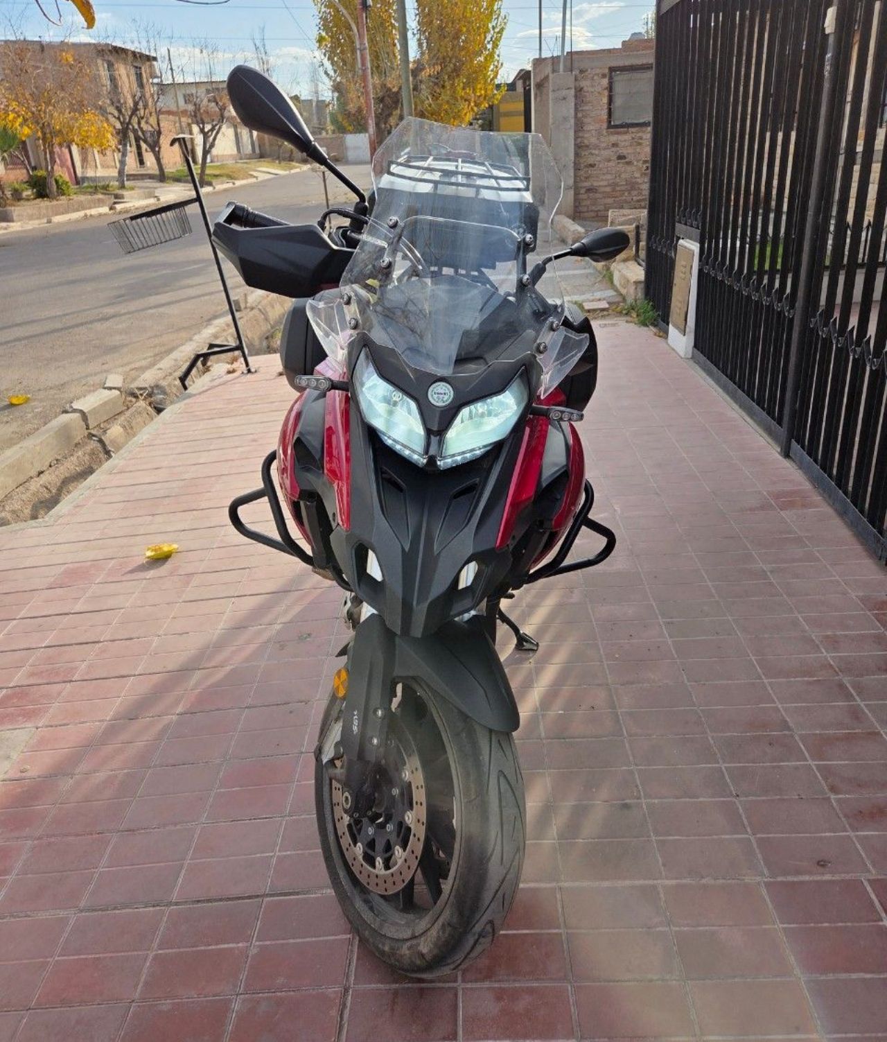 Benelli TRK Usada en Mendoza, deRuedas