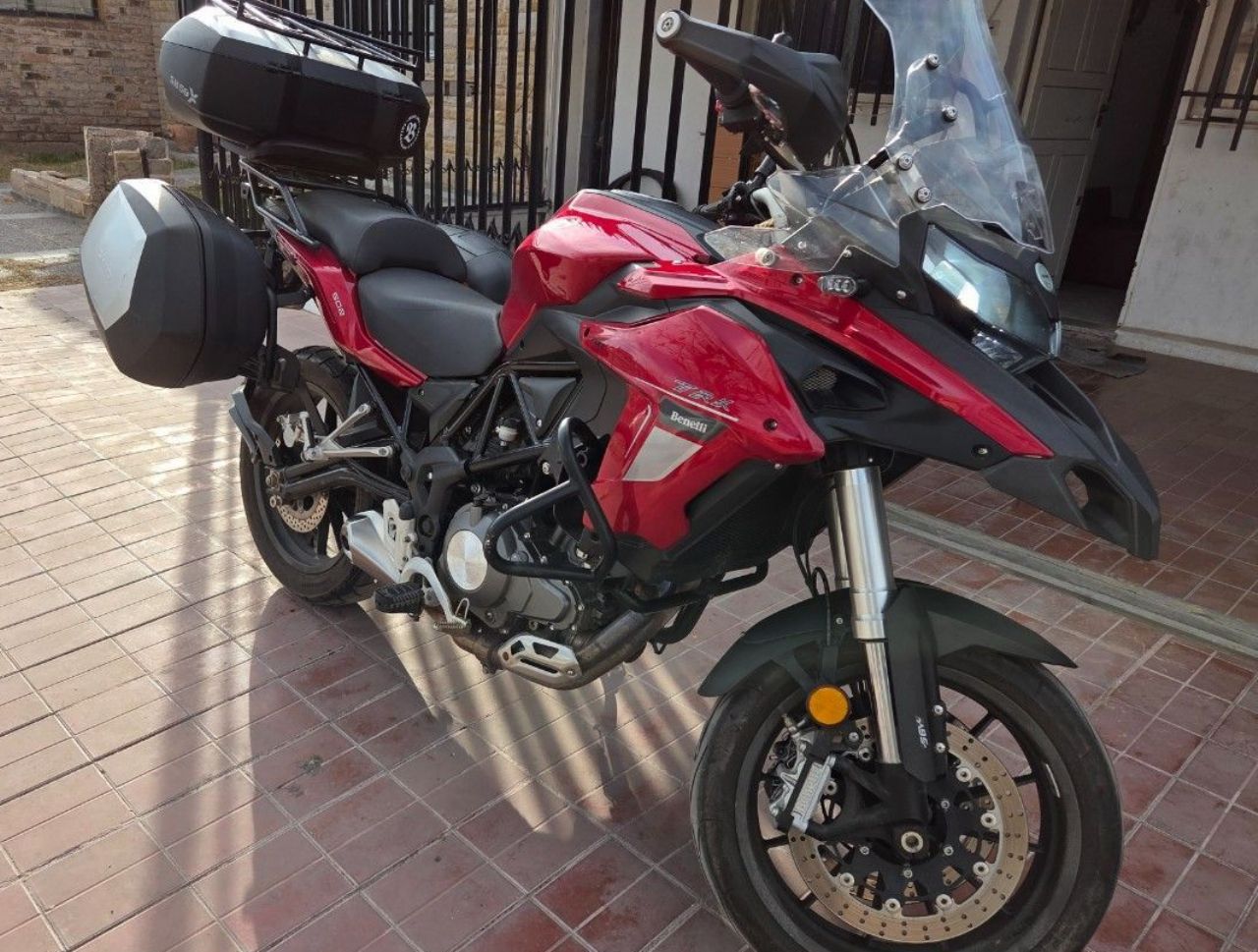 Benelli TRK Usada en Mendoza, deRuedas