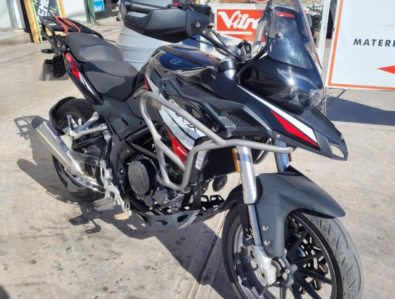 Benelli TRK Usada en Mendoza, deRuedas