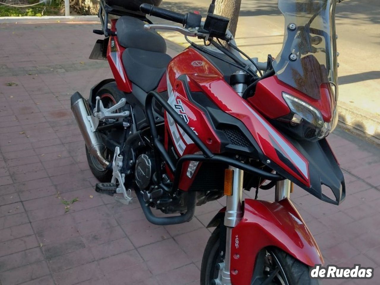 Benelli TRK Usada en Mendoza, deRuedas