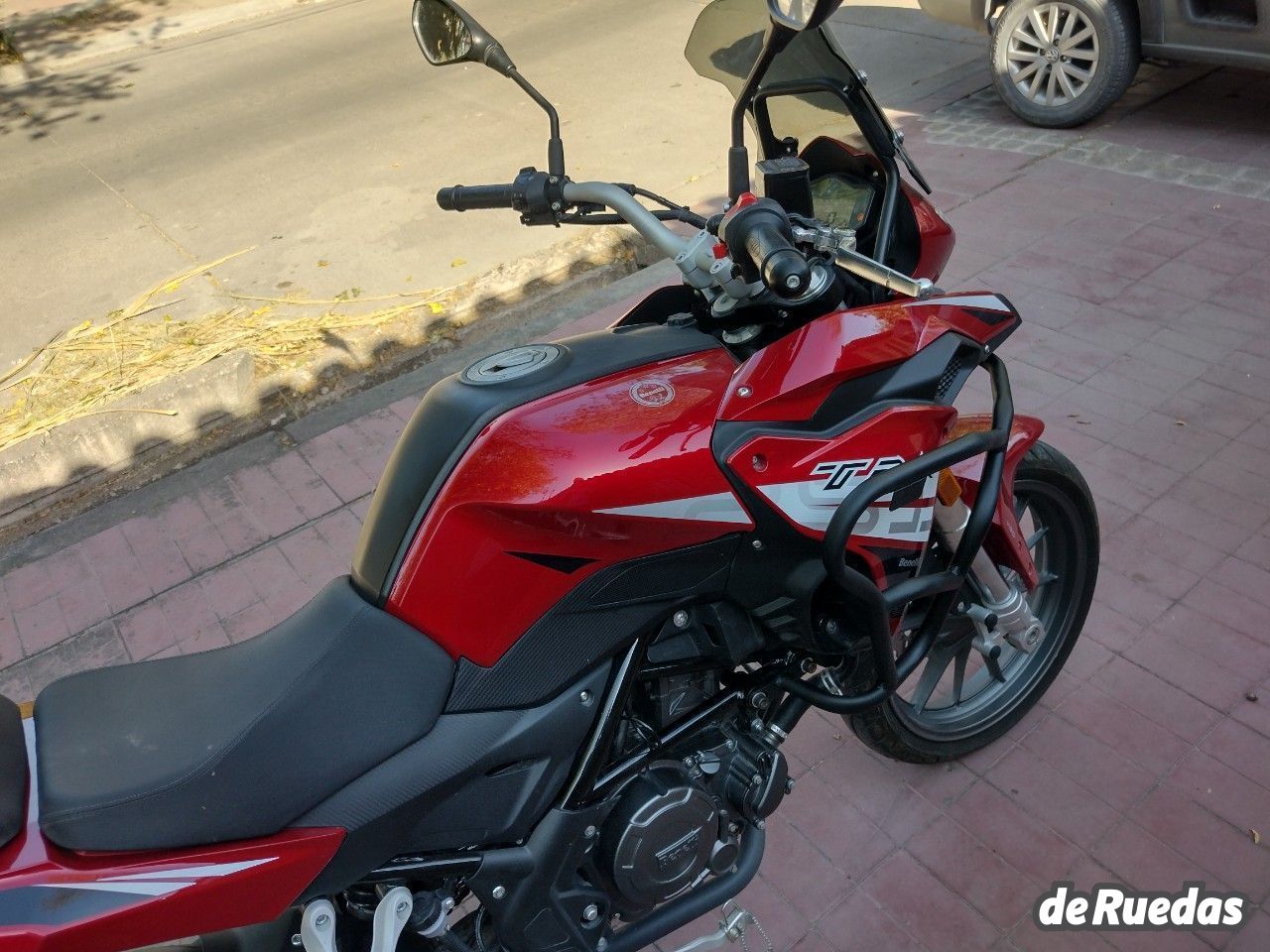 Benelli TRK Usada en Mendoza, deRuedas