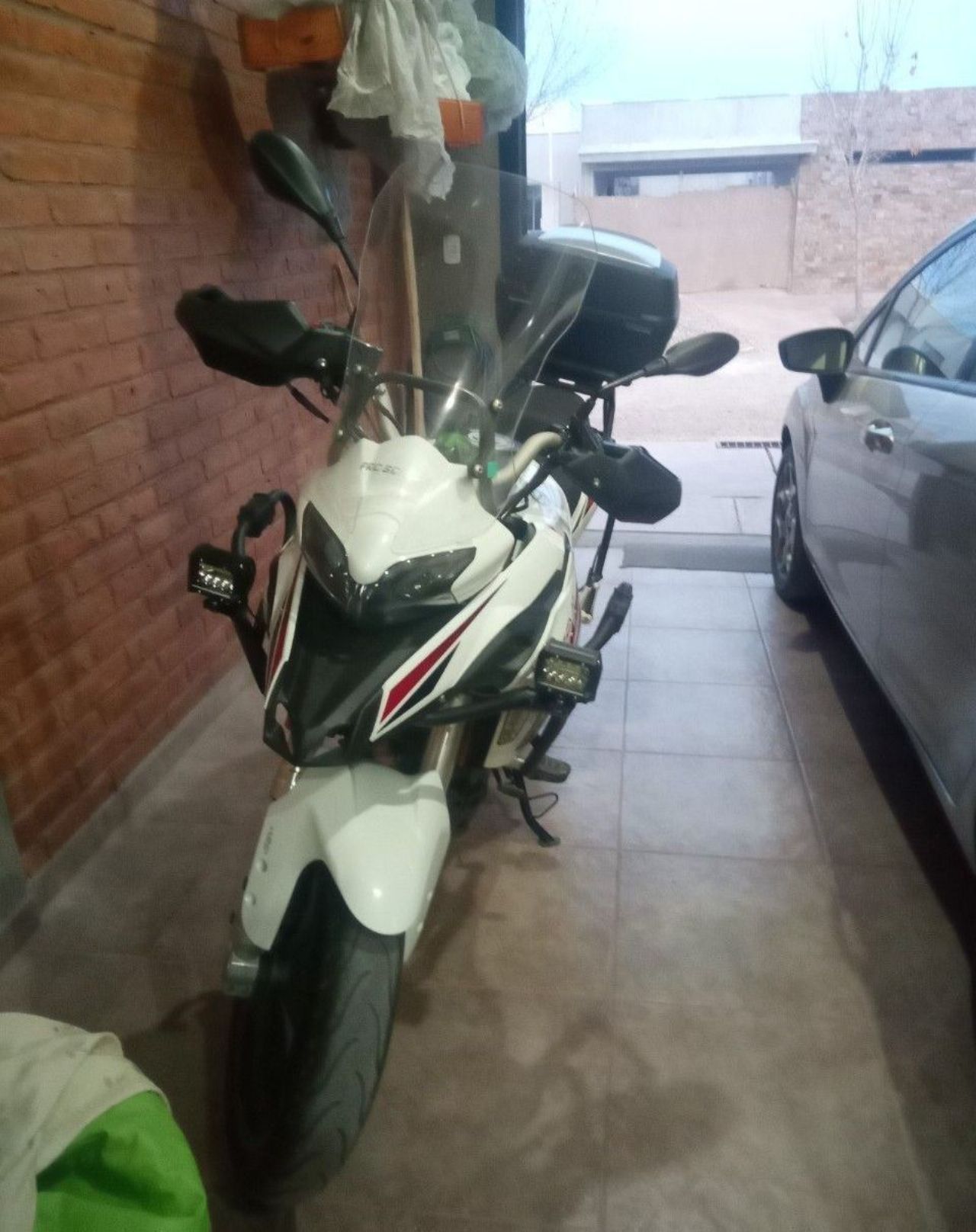 Benelli TRK Usada en Mendoza, deRuedas
