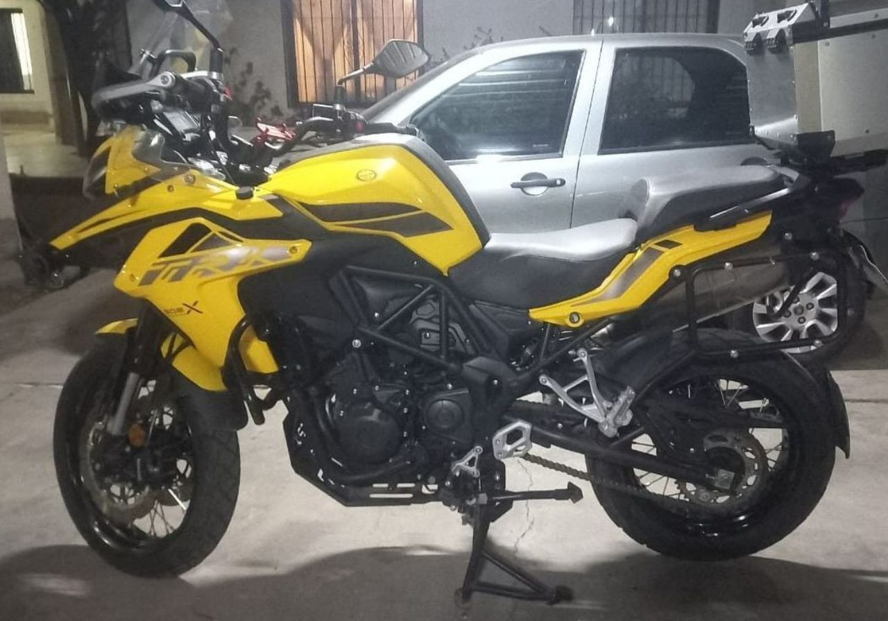 Benelli TRK Usada en Mendoza, deRuedas