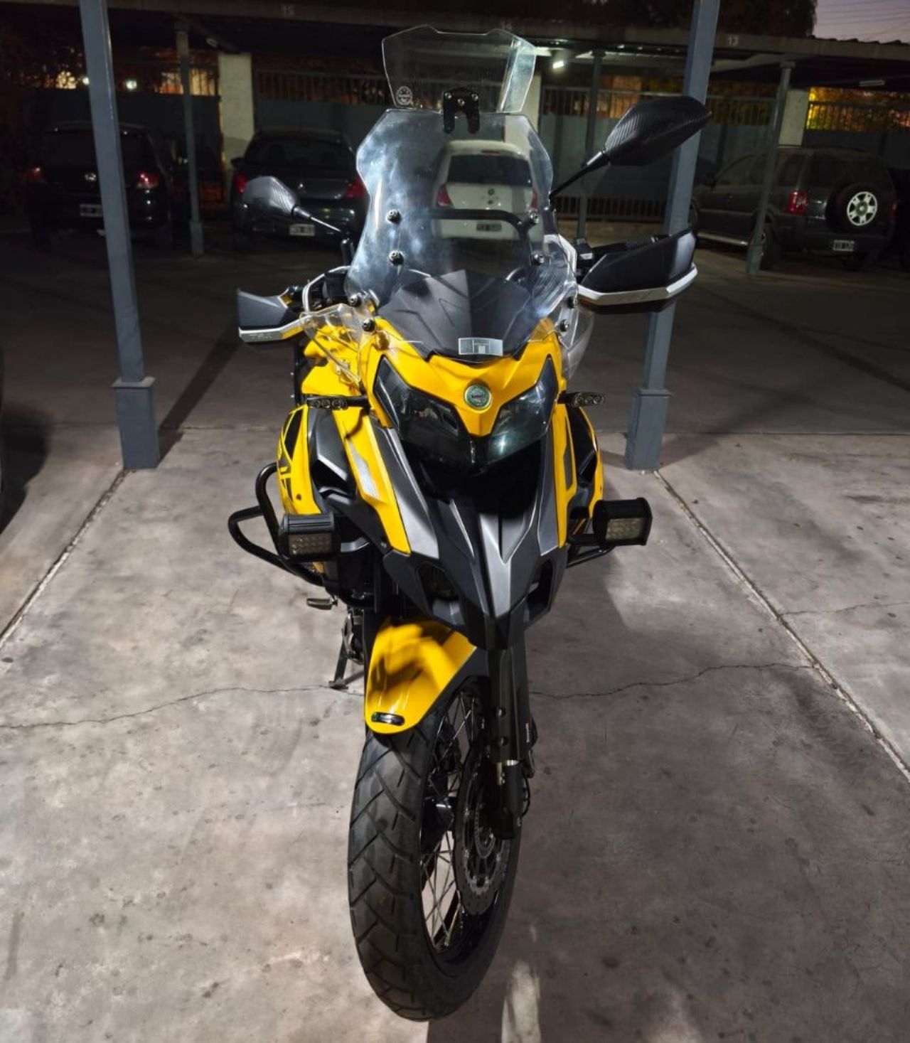 Benelli TRK Usada en Mendoza, deRuedas