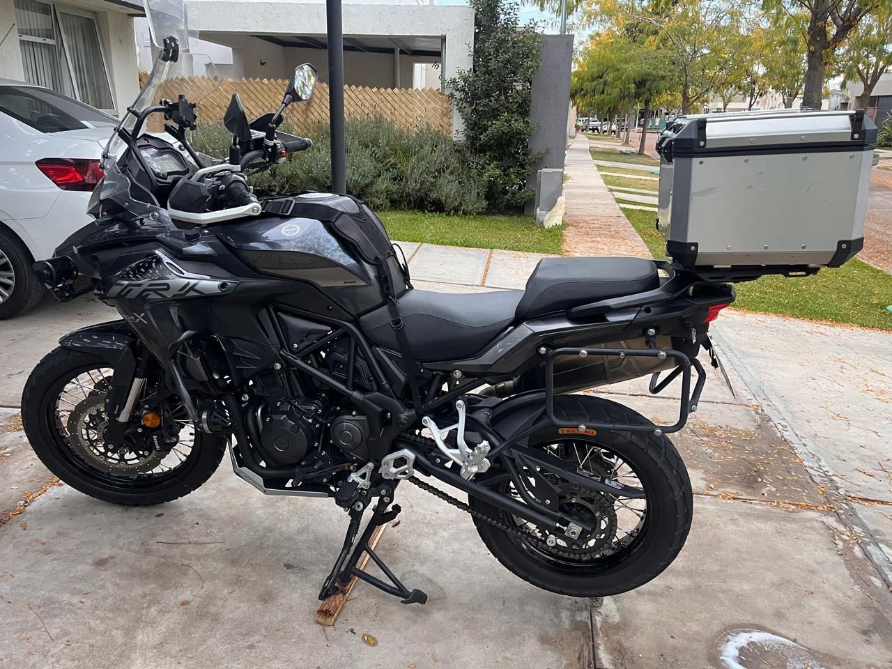 Benelli TRK Usada en Mendoza, deRuedas