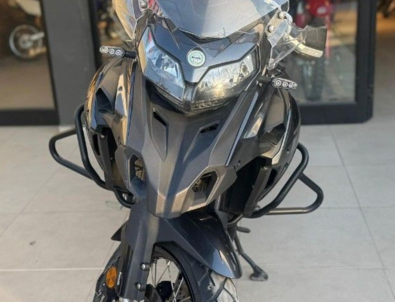 Benelli TRK Usada Financiado en San Juan, deRuedas