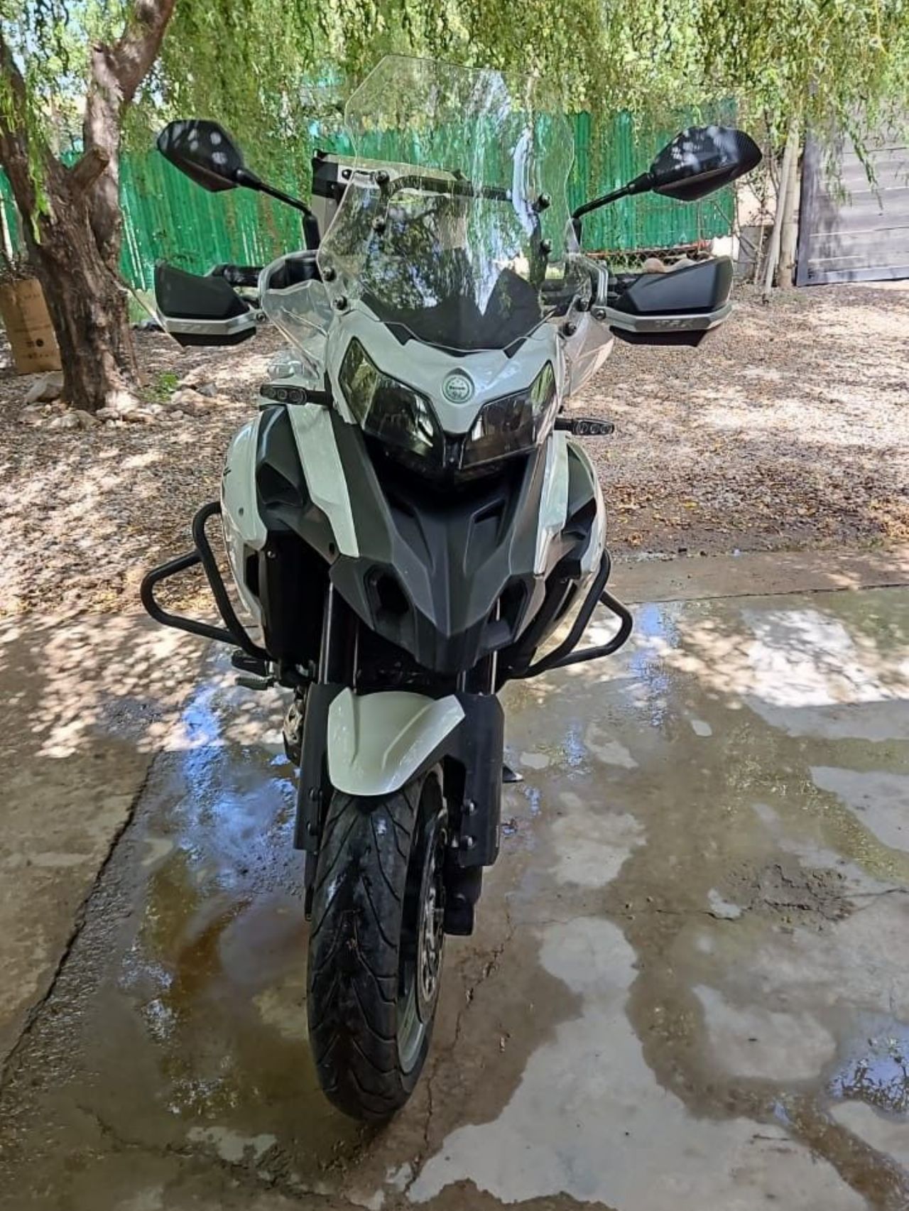 Benelli TRK Usada en Mendoza, deRuedas