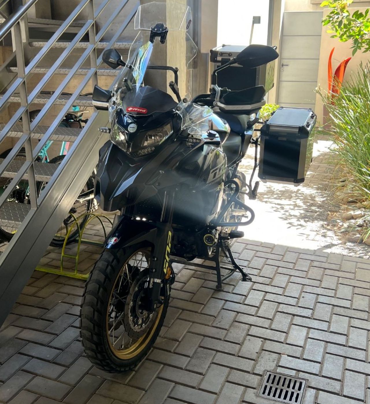 Benelli TRK Usada en Mendoza, deRuedas