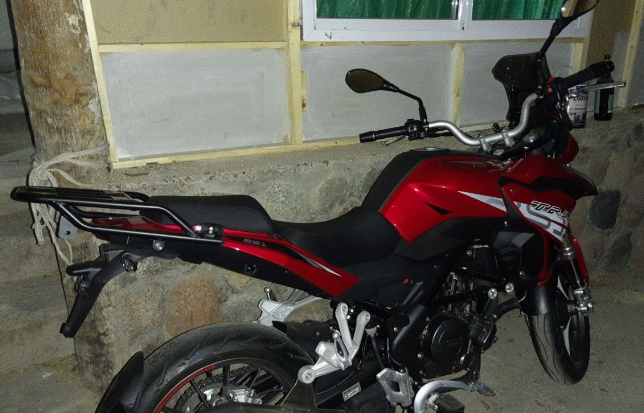Benelli TRK Usada en Mendoza, deRuedas