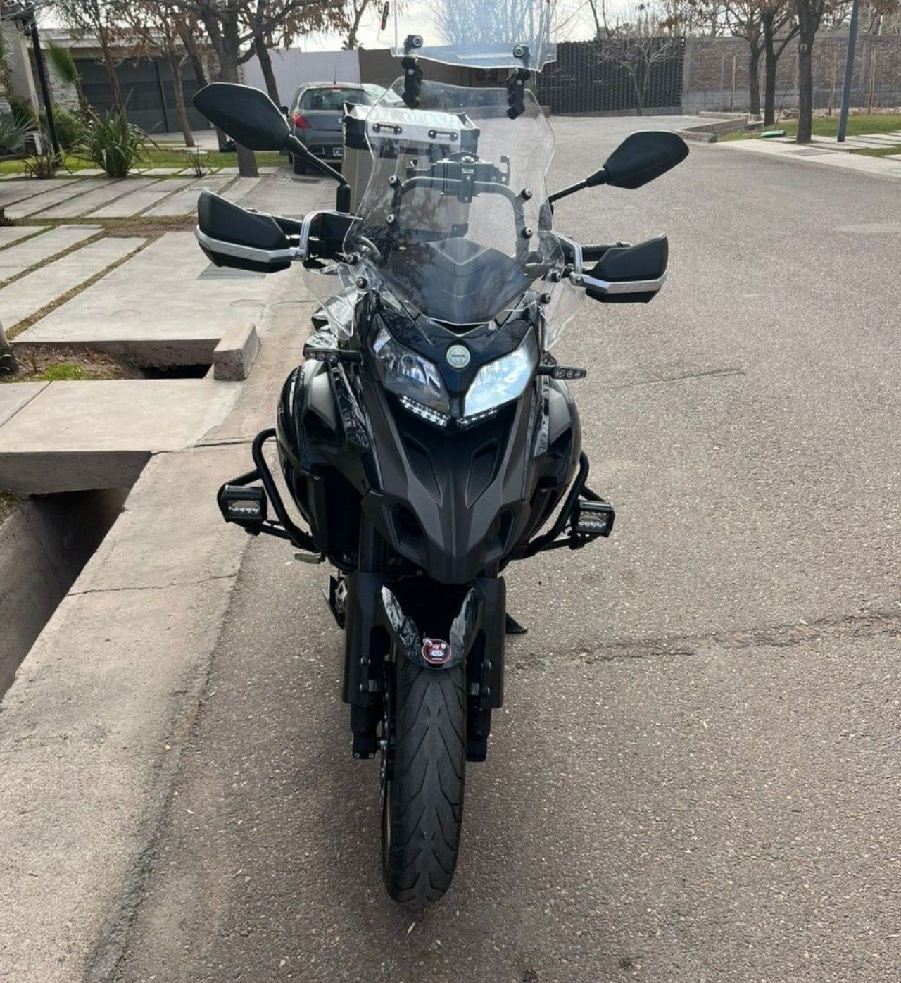 Benelli TRK Usada en Mendoza, deRuedas