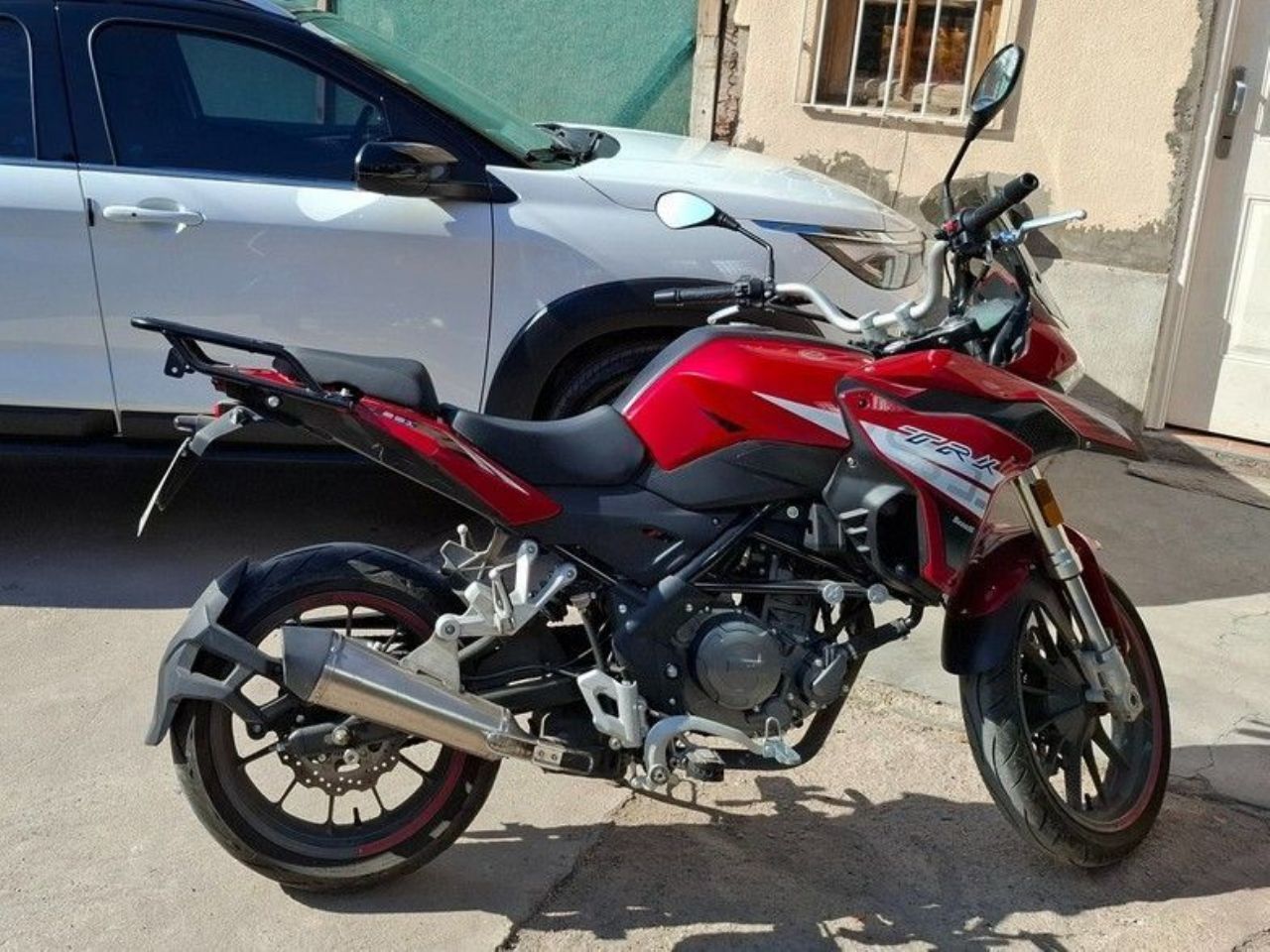 Benelli TRK Usada en Mendoza, deRuedas