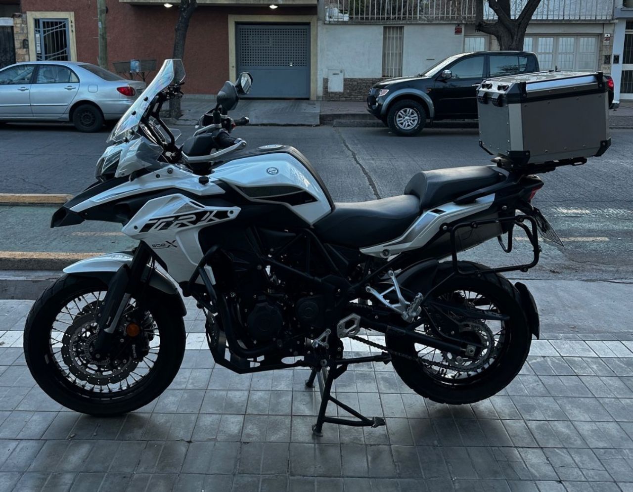 Benelli TRK Usada en Mendoza, deRuedas