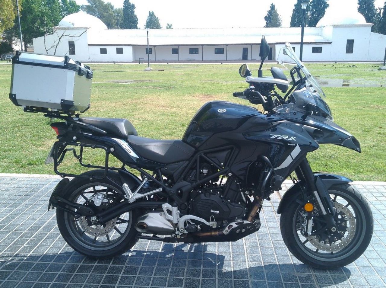 Benelli TRK Usada en Mendoza, deRuedas