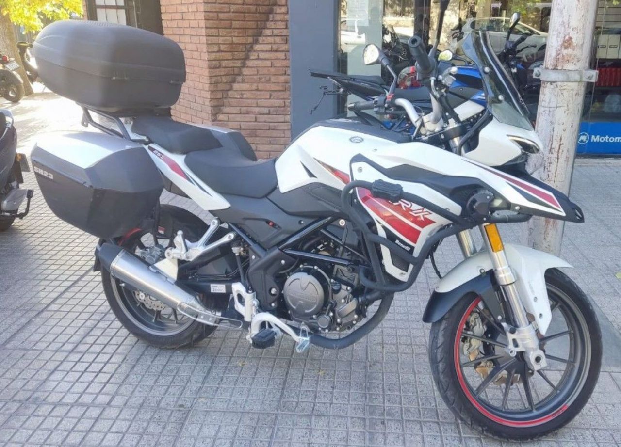 Benelli TRK Usada en Mendoza, deRuedas