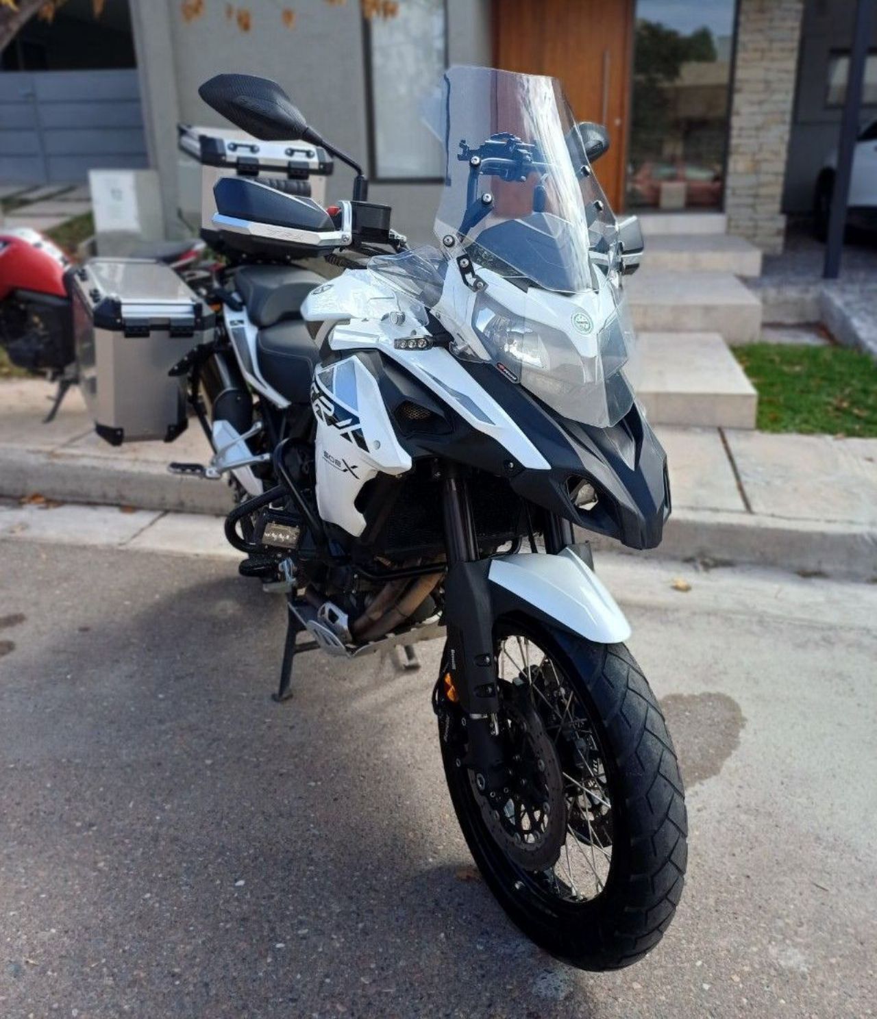 Benelli TRK Usada en Mendoza, deRuedas