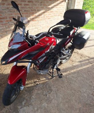 Benelli TRK Usada en Entre Ríos