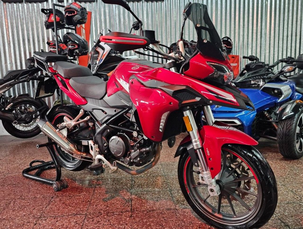 Benelli TRK Usada Financiado en Mendoza, deRuedas