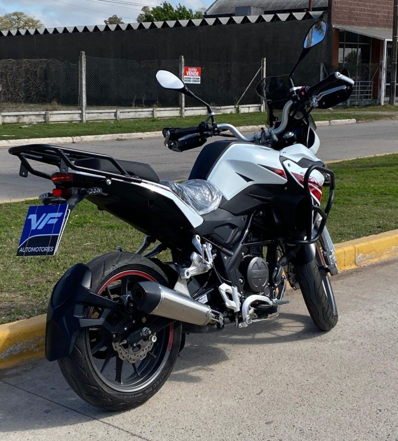 Benelli TRK Usada en Córdoba, deRuedas