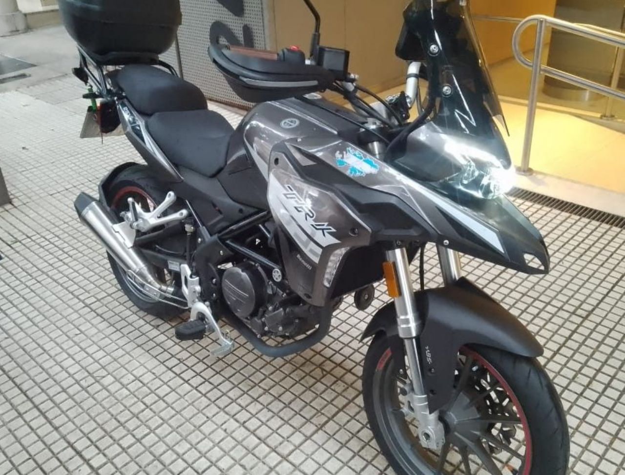 Benelli TRK Usada en Buenos Aires, deRuedas