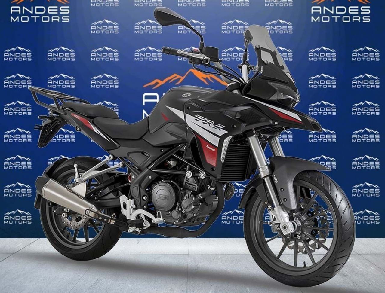 Benelli TRK Nueva en Mendoza, deRuedas