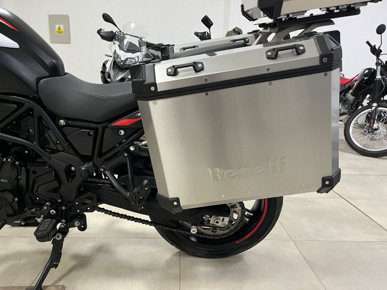 Benelli TRK Usada en Mendoza, deRuedas