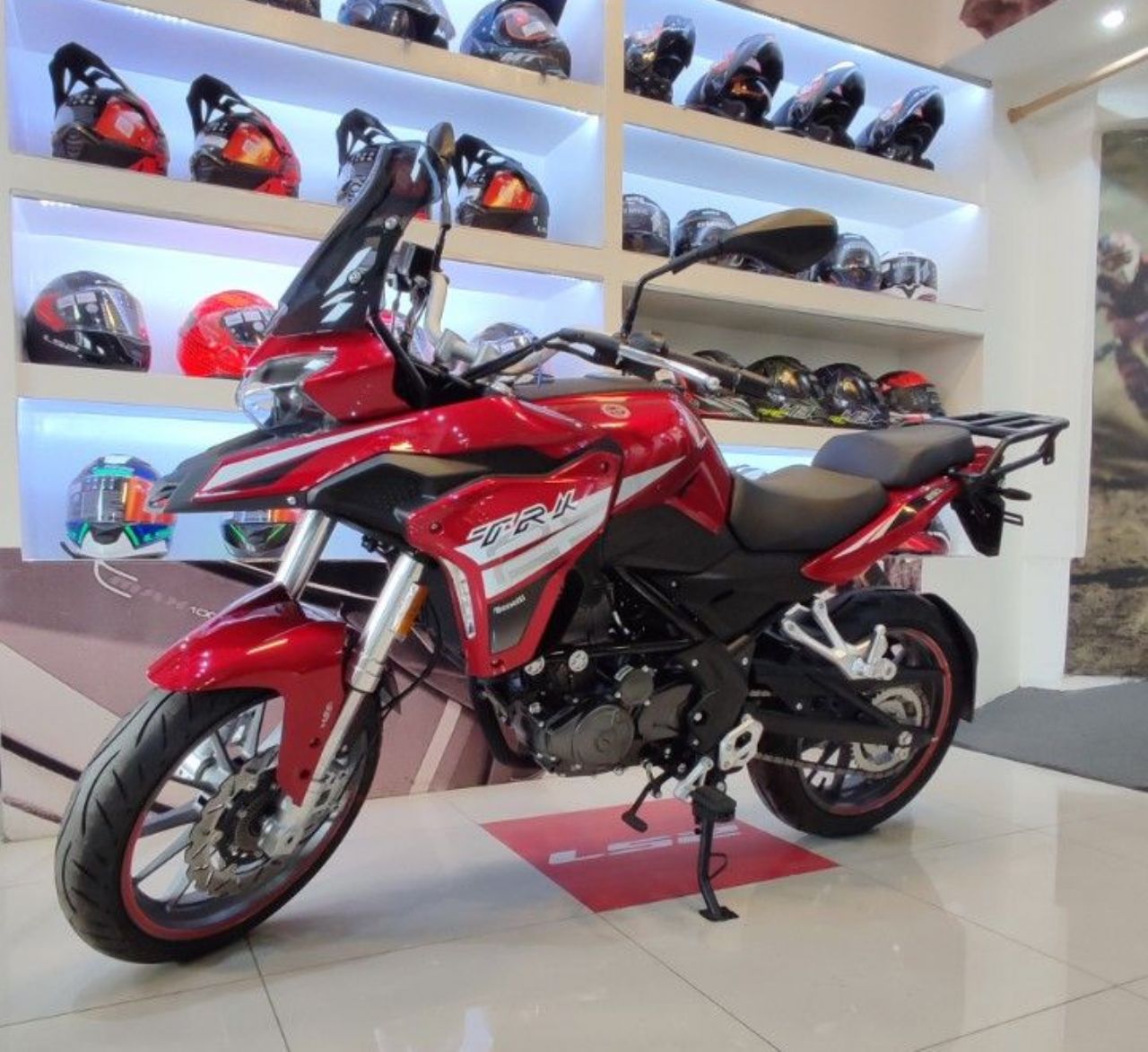 Benelli TRK Nueva Financiado en San Luis, deRuedas