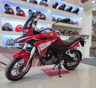 Benelli TRK Nueva en San Luis Financiado