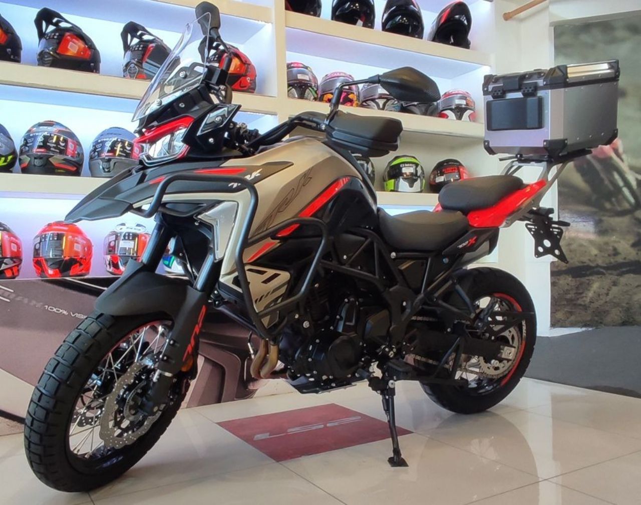 Benelli TRK Nueva Financiado en San Juan, deRuedas
