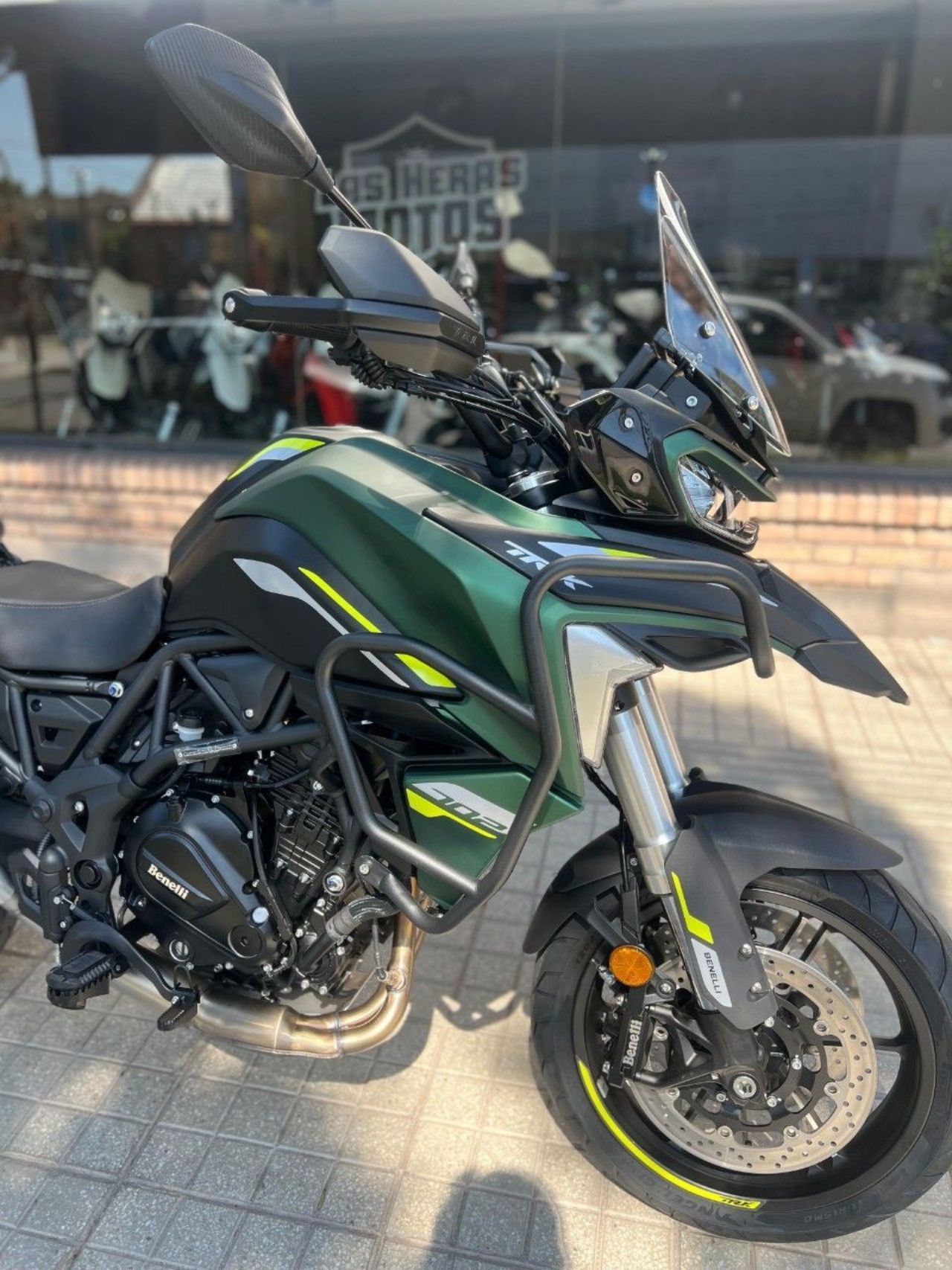 Benelli TRK Nueva en Mendoza, deRuedas