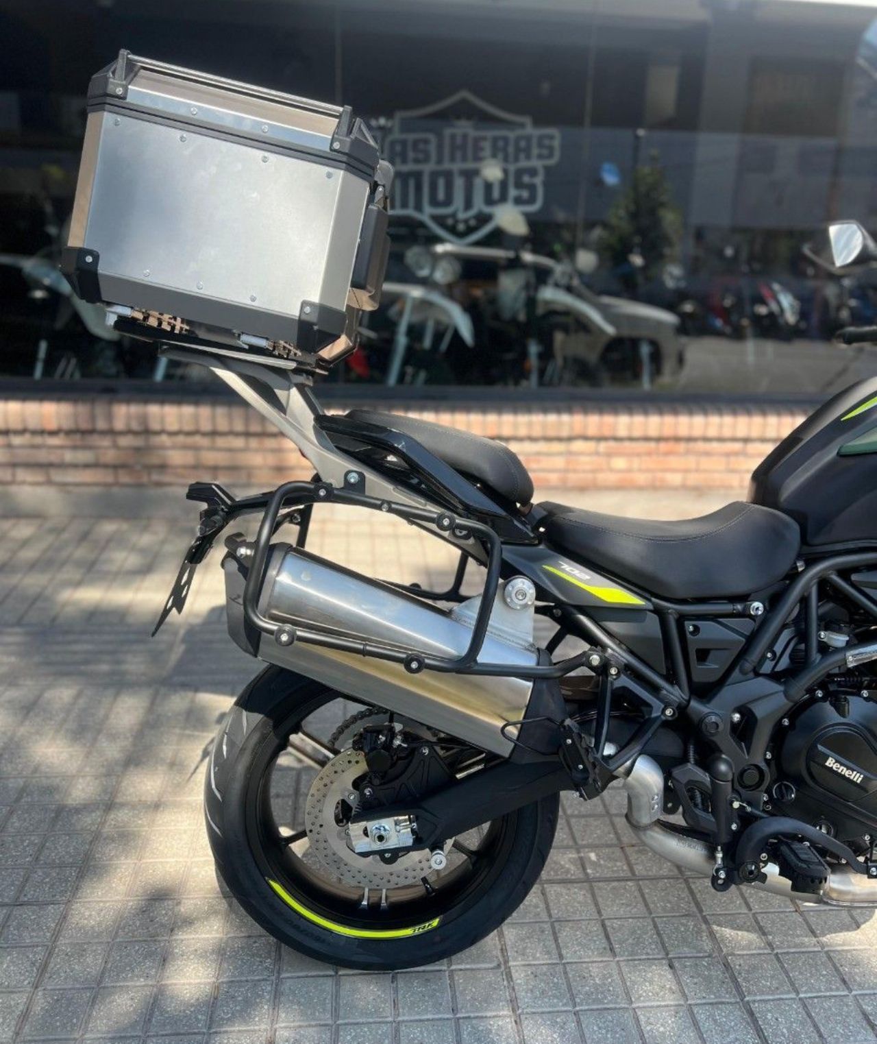 Benelli TRK Nueva en Mendoza, deRuedas