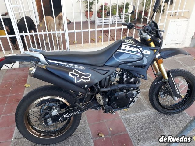 Beta Motard Usada en Mendoza, deRuedas