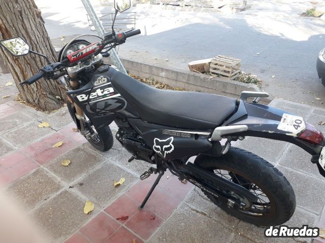 Beta Motard Usada en Mendoza, deRuedas