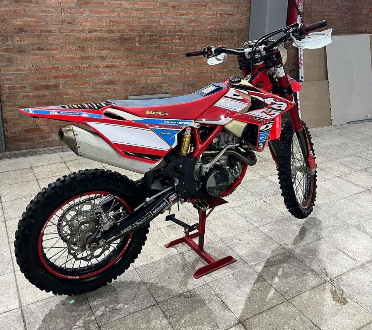 Beta RR Usada en San Juan, deRuedas