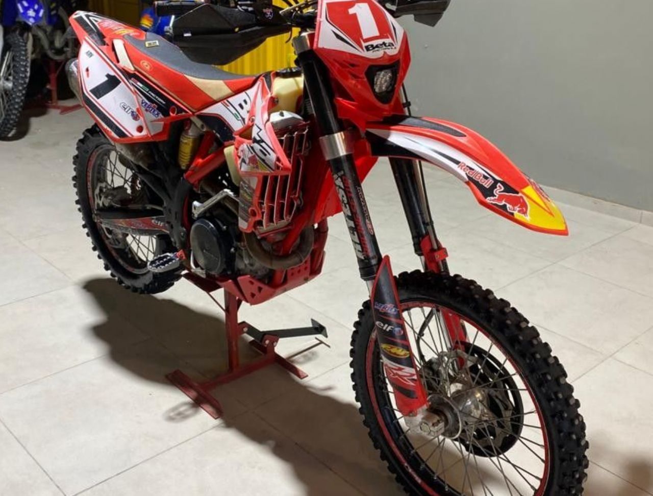 Beta RR Usada en San Juan, deRuedas