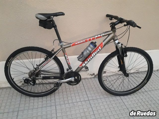 Bicicleta Skinred Usado en Mendoza, deRuedas